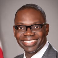 candidate-governor-garlin-gilchrest-400x400px